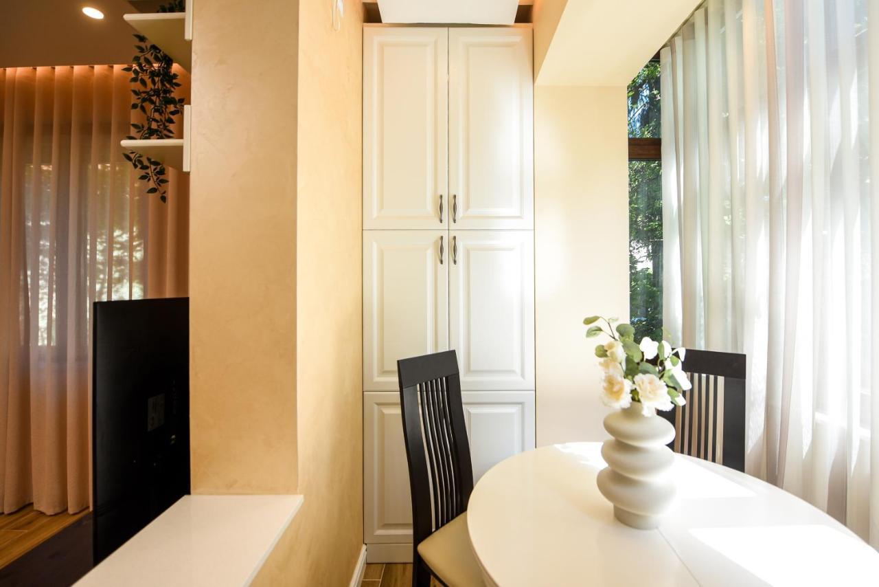 Green Leafy Brasov - Ideal 2 Bedroom Apartment Екстер'єр фото